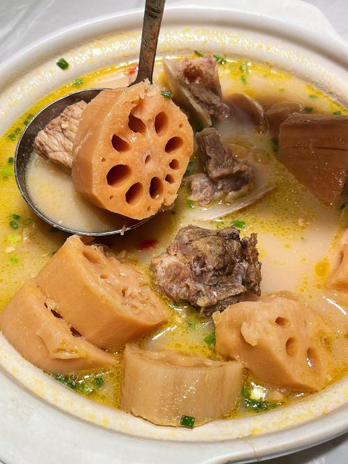 武汉养生门道多！藕汤的独特魅力与养生功效你知道吗？