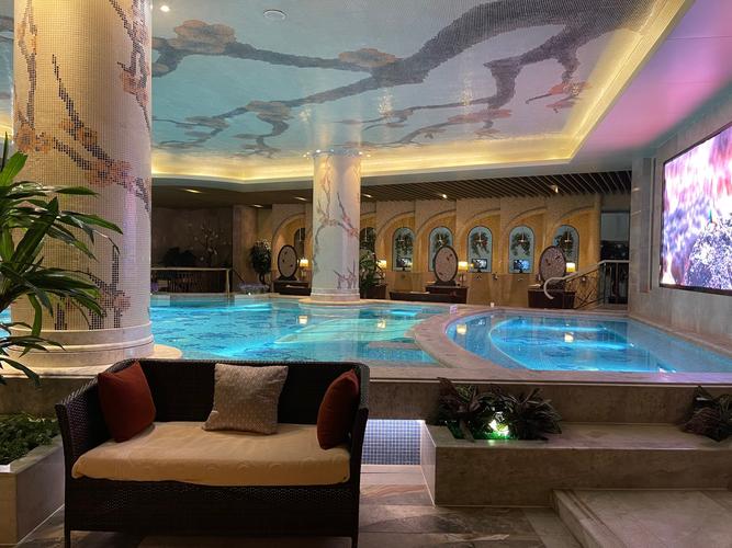 武汉寻觅身心放松桑拿地？小李经历或能给你参考